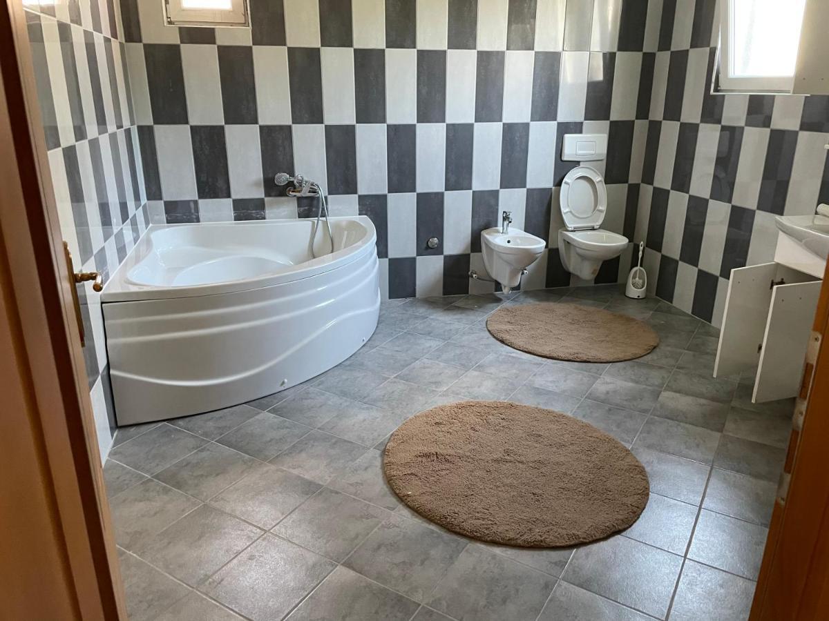 Ferienwohnung Cazin Centar Cuprija Exterior foto