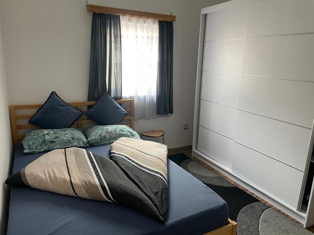 Ferienwohnung Cazin Centar Cuprija Exterior foto